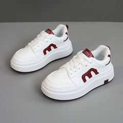 Damen Plateau Sneakers mit modernem Design und bequemer Dämpfung in Weiß-Rot