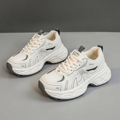 Damen Sportliche Performance-Sneaker mit atmungsaktivem Obermaterial und Dämpfungssystem in Beige