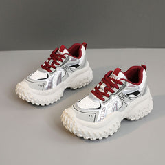 Damen sportliche Performance-Sneakers mit rutschfester Sohle und atmungsativem Obermaterial in Beige