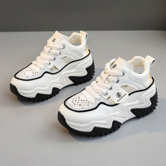 Damen Modische Chunky Sneakers mit luftdurchlässigem Obermaterial in Schwarz