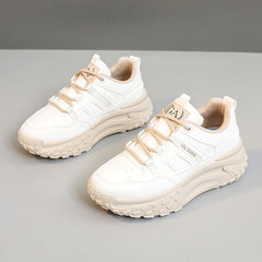 Damen Sportliche Sneaker mit dämpfender und atmungsaktiver Mesh-Oberfläche in Beige