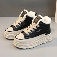 Damen High-Top Sneakers mit warmem Innenfutter und rutschfester Sohle in Schwarz