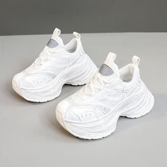 Damen Sportliche Chunky Sneakers mit überlegener Dämpfung und rutschfester Sohle in Weiß