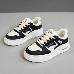 Damen Sportliche Chunky Sneakers mit atmungsaktivem Obermaterial in Schwarz