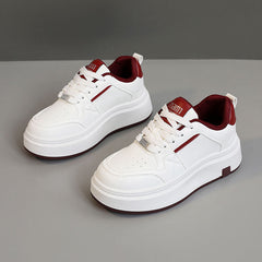 Damen modische Sneakers mit dämpfendem Komfort und trendiger Plateausohle in Rot