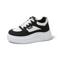 Damen Bequeme Plateau Sneakers mit hervorragender Dämpfung und atmungsaktivem Obermaterial in Schwarz