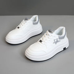 Damen Modische Plateausneaker mit sportlichem Design und atmungsaktiven Materialien in Grau