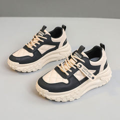 Damen Sportliche Chunky Sneakers mit gepolsterter Laufsohle in Schwarz