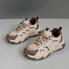 Damen Sportliche Chunky Sneakers in Braun