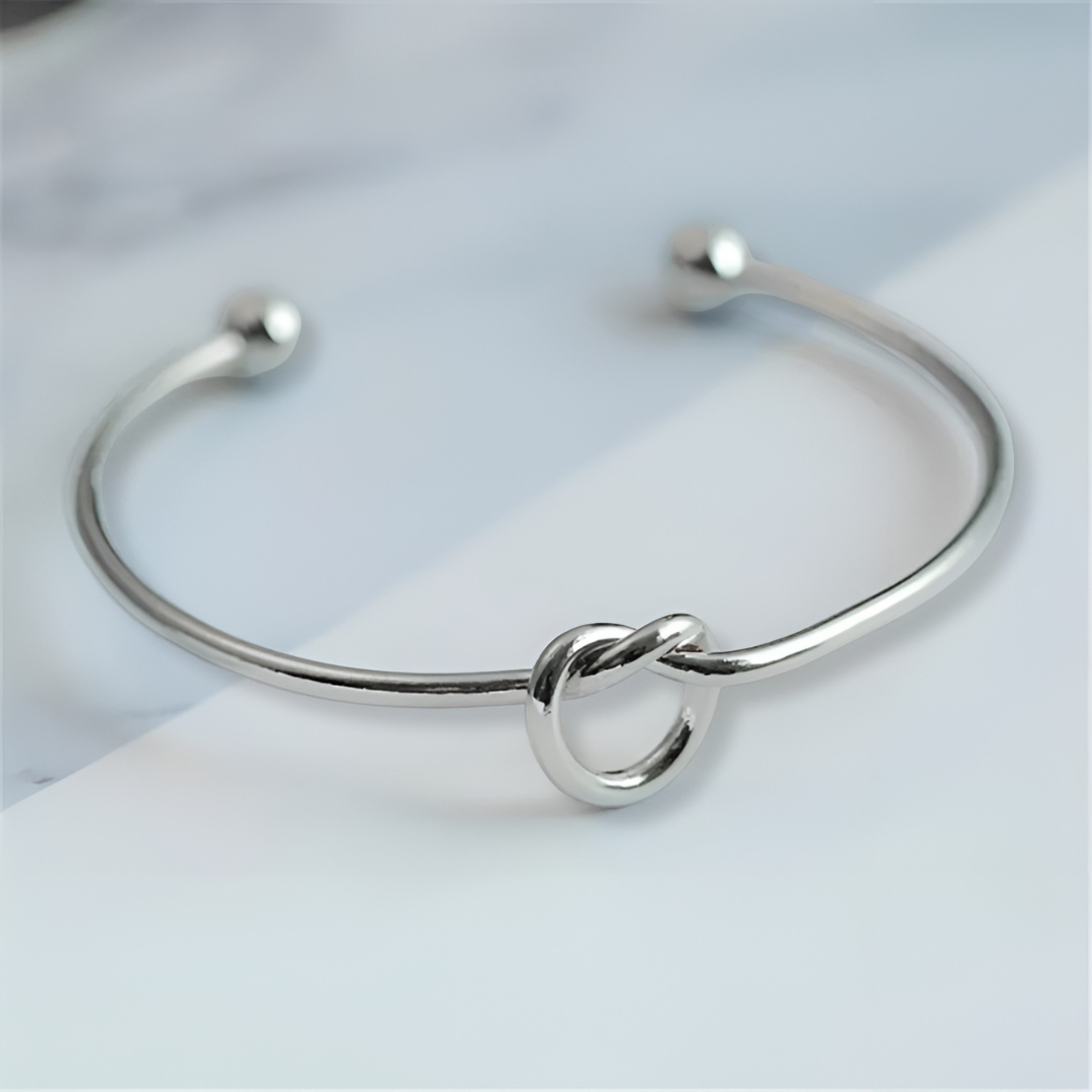 Elena – Schlichte Knoten-Armspange
