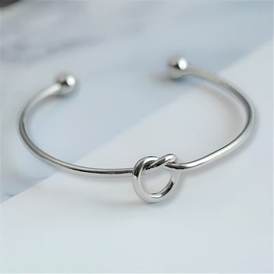 Elena – Schlichte Knoten-Armspange