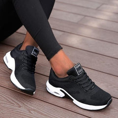 Annelie | Damen Air-Dämpfung Freizeit Sneaker in Schwarz