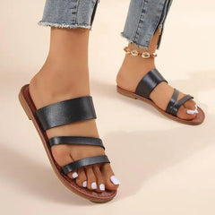 Phelina - Bequeme Sandalen in Schwarz