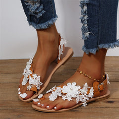 Pia - Bequeme Damen Sandalen mit Blumen & Knöchelriemen in Weiß A