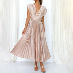 Liesel - Elegantes V-Ausschnitt Plissee Maxikleid in Rosa
