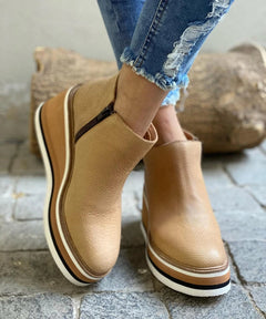 Deborah - Elegante Stiefel in Khaki