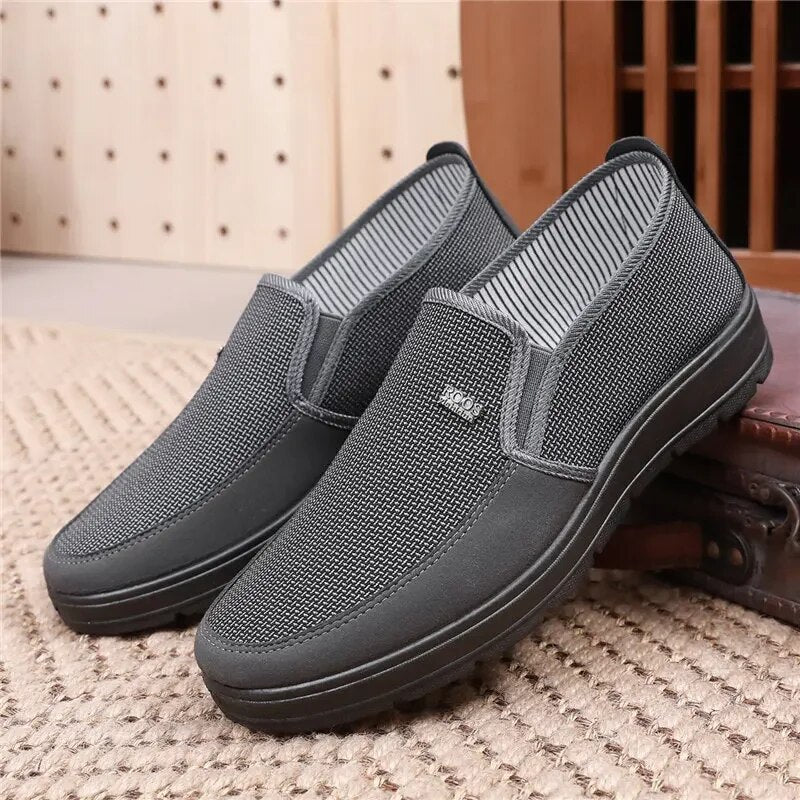 Qasim - Anti-Rutsch Schuhe