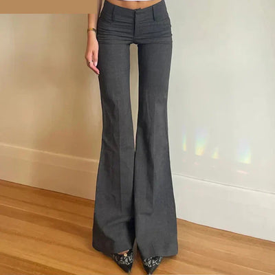 Quissara – Ausgestellte Hose mit niedriger Leibhöhe