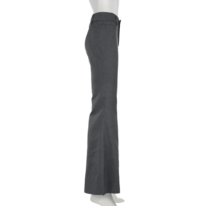 Quissara – Ausgestellte Hose mit niedriger Leibhöhe