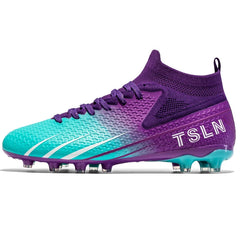 Maik | Rutschfeste Fußballschuhe in Lila Spike