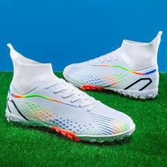 Thomas | Rutschfeste Fußballschuhe für draußen in Weiß