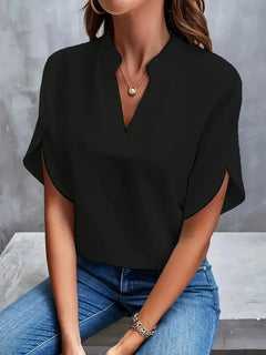 Sophia | Plissee-Front Stehkragen Bluse in Schwarz