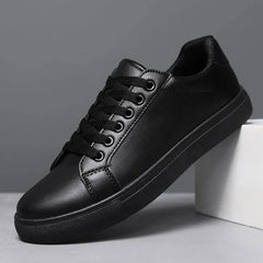 Elegante Leder-Sneaker in Schwarz
