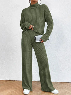 Helene - Strickhose - Rollkragenpullover in Grün