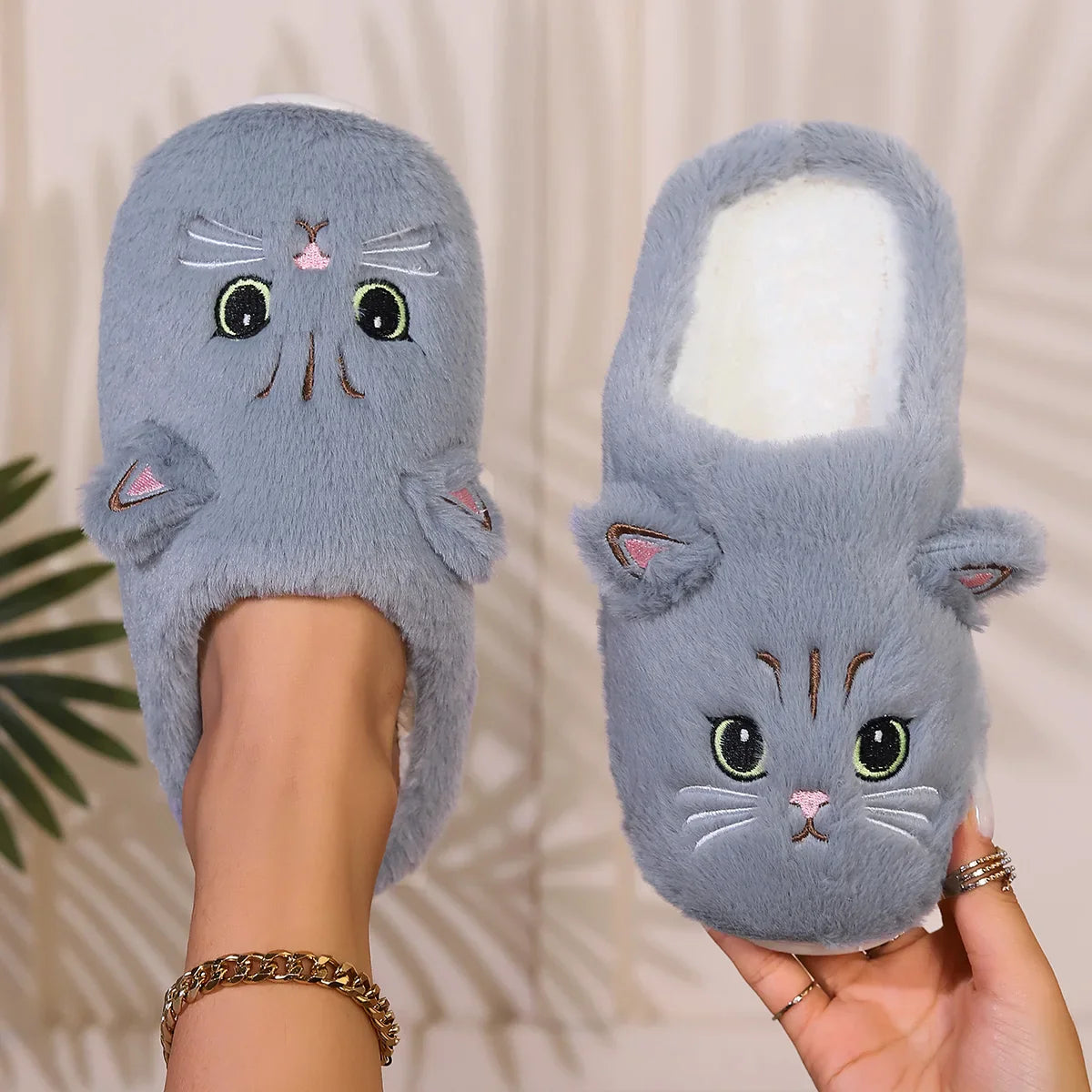 Kuschelige Damenpantoffel | Katzendesign