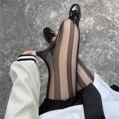 Gestreifte Strumpfhose für Damen | Schwarz