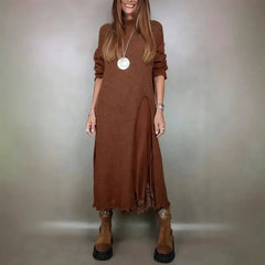 Valérie™ Set mit Langem Satin-Kleid und Feinstrick-Pullover / Zeitlose Eleganz in Jedem Detail! in Braun