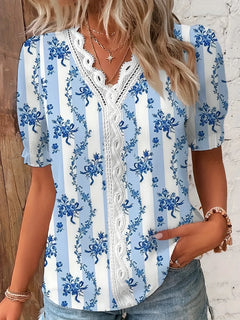 Sienna | Blumenstickerei V-Ausschnitt Bluse in Blau