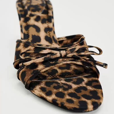 Alena - Sandalen mit Absatz - Schleifen-Detail