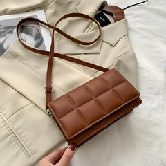 Delilah - Leder-Umhängetasche - Luxuriöser quadratischer Stil in Braun