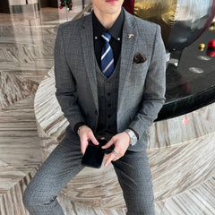 Herren Elegante Hochzeitsgast Anzug | Dreiteiliges in Grau