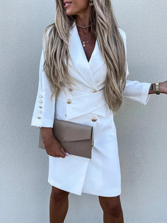 AuroraChic - Elegantes Blazer-Knopf-Kleid in Weiß