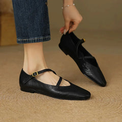 Helga | Damen Klassiker Leder Ballerinas in Schwarz