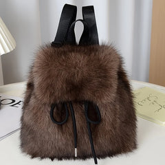 Nora | Eleganter Damen Rucksack aus Kunstfell weich in Kaffeebraun