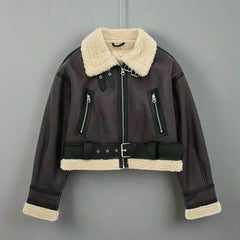 Aurélie – Modische Jacke in Schwarz