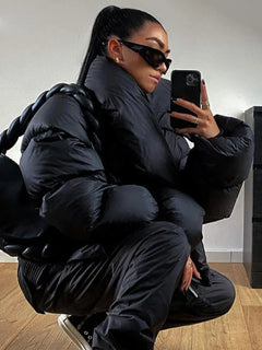 Oriana - Oversized-Pufferjacke - Kuscheliger Rollkragen in Schwarz