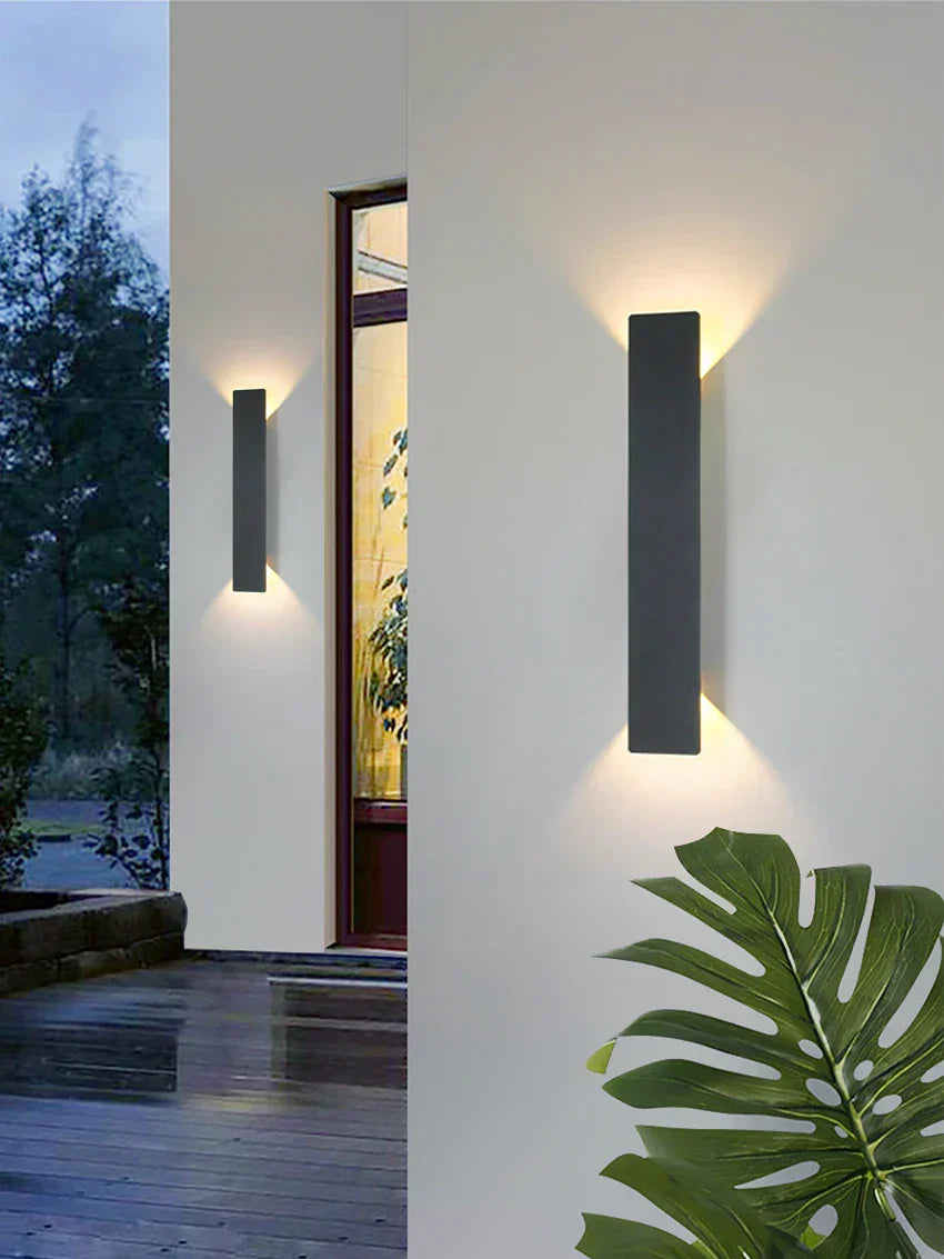 DoubGlow - Moderne Außenwandlampe