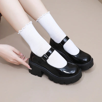 Schwarze Mary Jane Dirndl Schuhe für Damen | Plateau