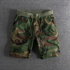 Nariko | Drift Camo Shorts in Grün