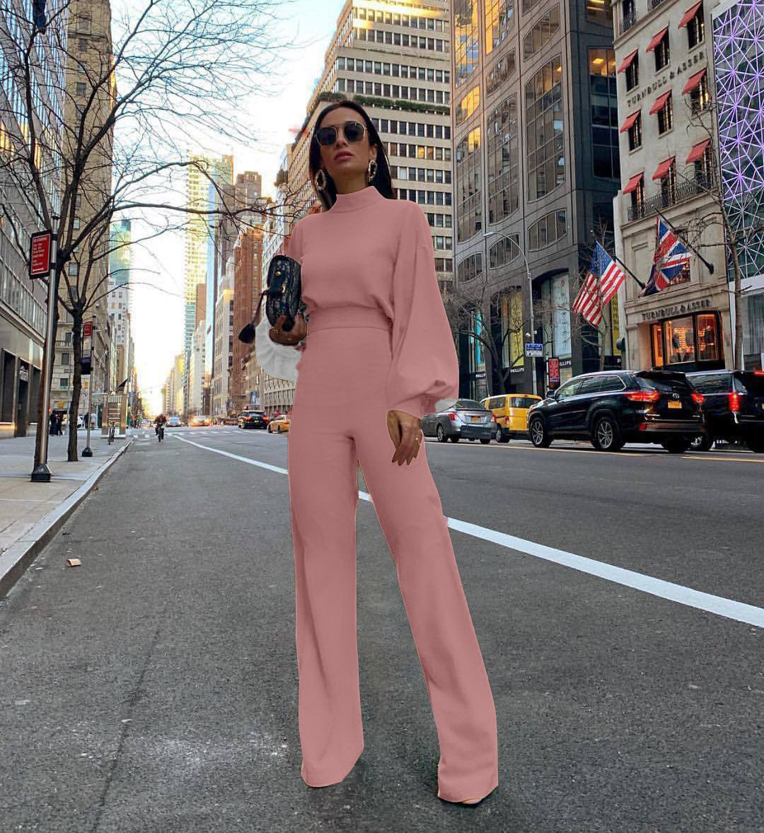 Gerader Jumpsuit mit Rollkragen für Frauen