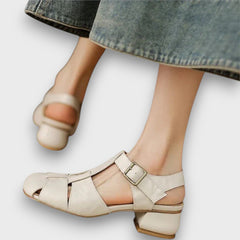 Meloria – Elegante Ledersandale in Creme