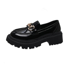 Marceline - Plateau-Loafer - Metallketten-Charme in Schwarz Glänzend