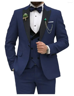 Klassisch Herren Hochzeitsgast Anzug | Dreiteiliger in Marineblau
