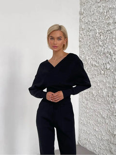 Alexandra | Sportliches zweiteiliges Set mit Pullover und Hose in Schwarz
