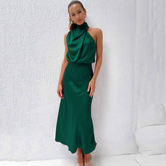 Rosemary | Neckholder Abendkleid in Dunkel Grün