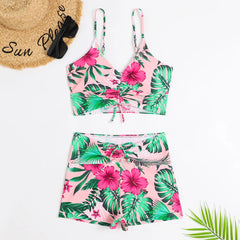 Lucia® | 3-teiliger Bikini-Badeanzug aus Ombre-Spitze mit Strandrock in Grüner Druck